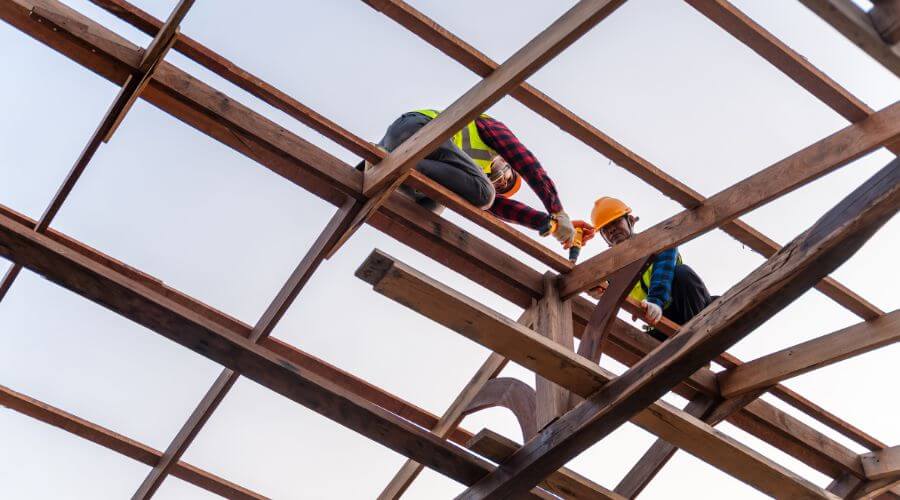Professional residential roofers in Erie, MI
